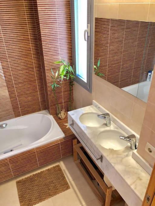 Hotel Modern Zen Bali Puerto Real Zewnętrze zdjęcie